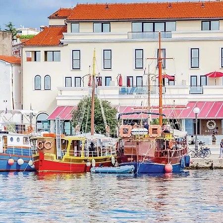 3 Bedroom Stunning In Krk Krk Town