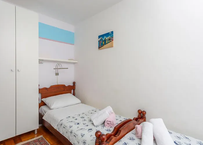 3 Bedroom Stunning In Krk *