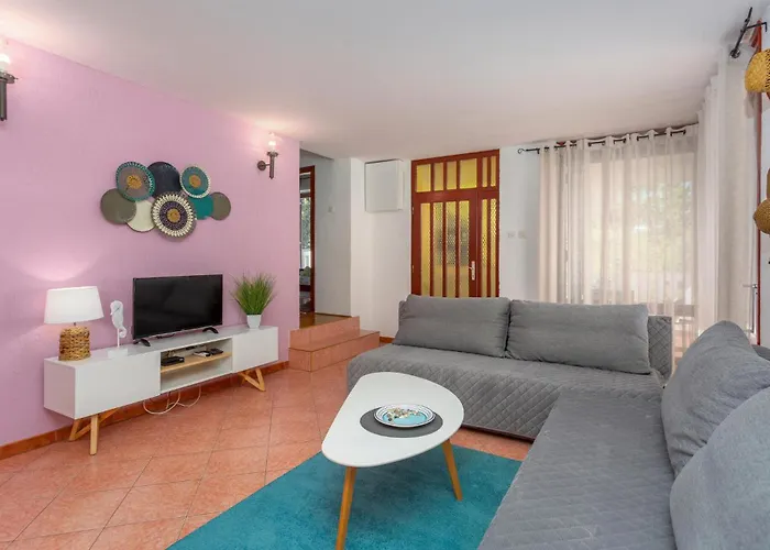 3 Bedroom Stunning In Krk *