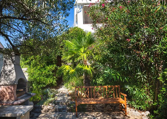 3 Bedroom Stunning In Krk Apartament