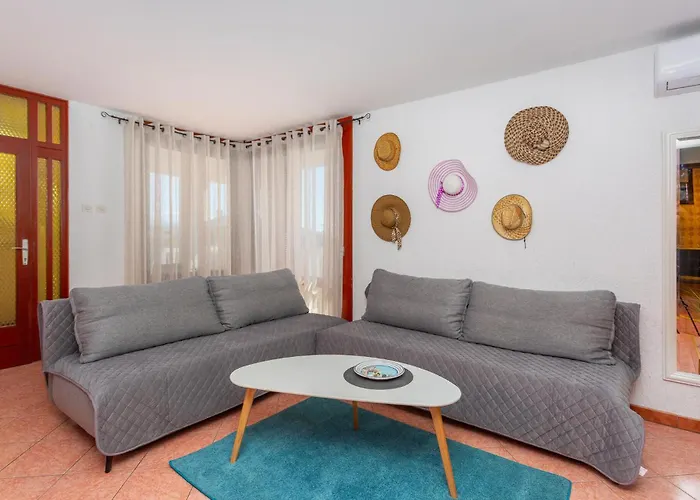 Apartmán 3 Bedroom Stunning In Krk *