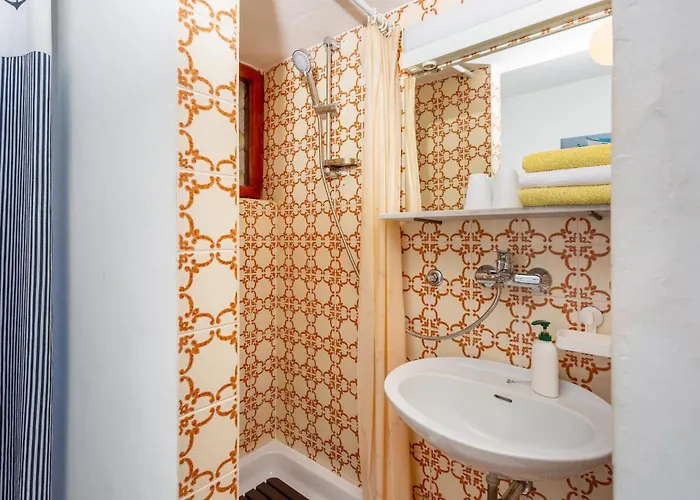 3 Bedroom Stunning In Krk