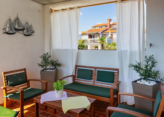 3 Bedroom Stunning In Krk * Krk Town